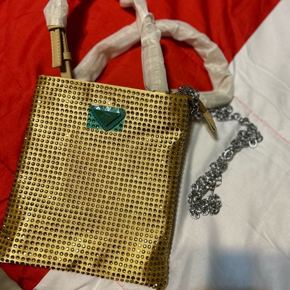 Gold Glitter Crossbody - Picture 6 of 16